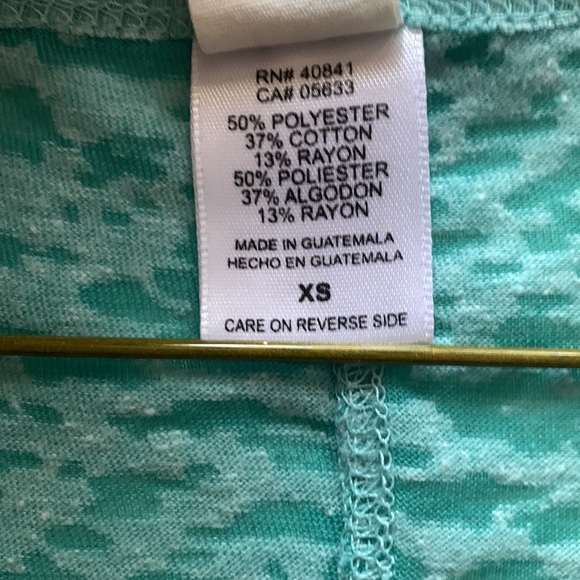 Aventura Shirt Size XS - Picture 3 of 7